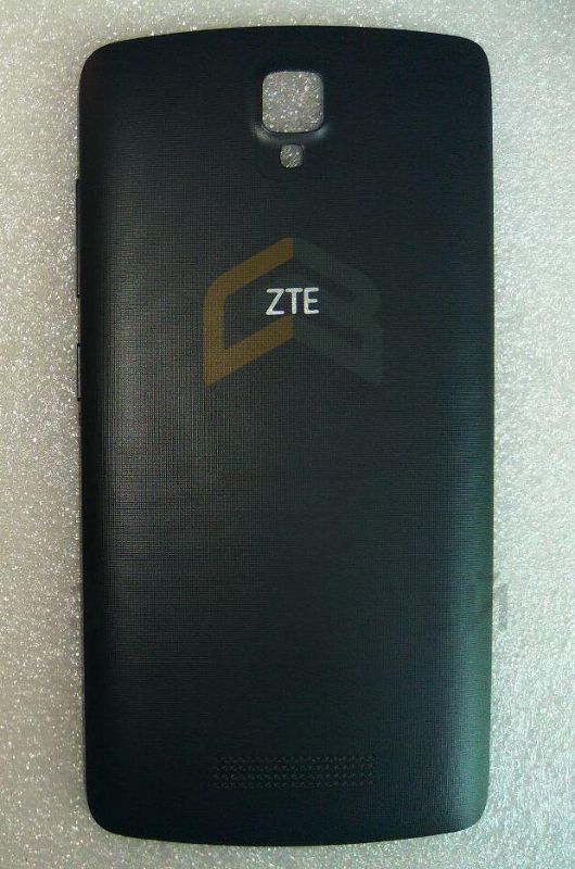 Крышка аккумулятора чёрная для ZTE Blade L5 Plus/ZTE